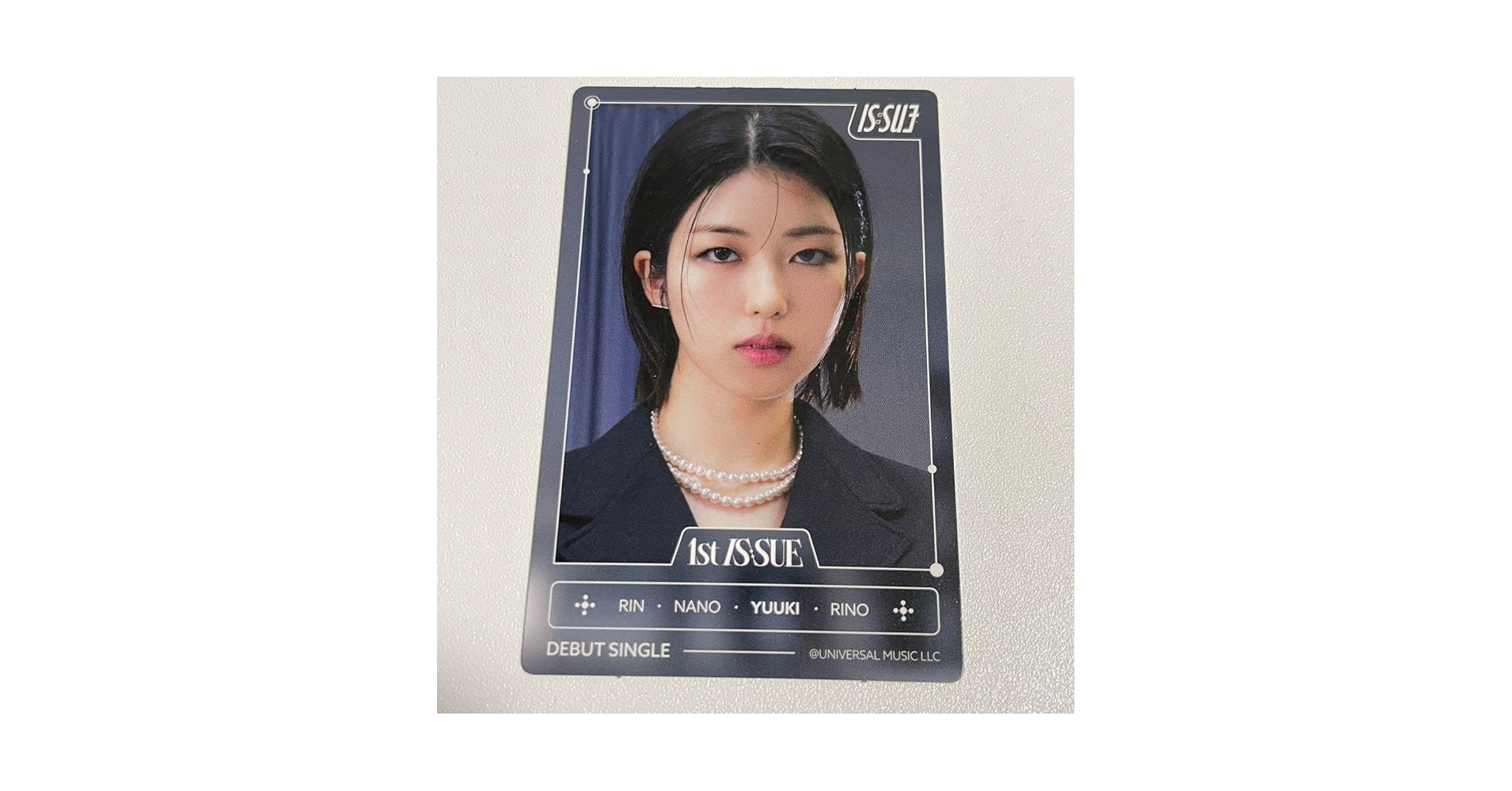 Amazon.co.jp: IS SUE ISSUE 1st 初回盤 B トレカ 田中優希